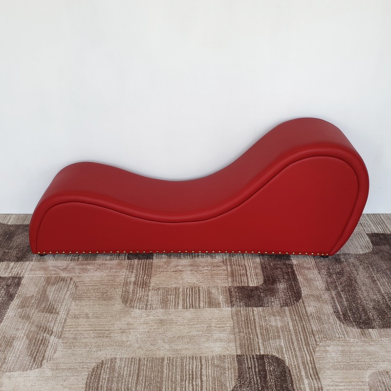 sofa-tinh-yeu-mau-do-nong-chay-dep-gia-re.jpg